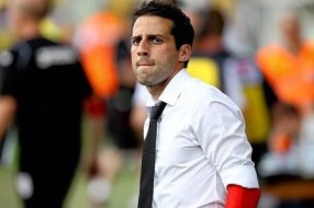 Yannick Ferrera, coach van STVV. Copywright La Nouvelle Gazette